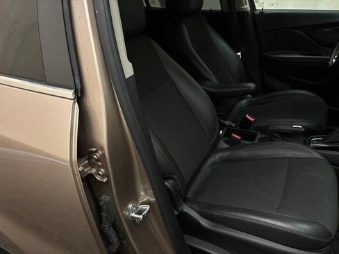 Used 2018 Buick Encore Preferred FWD image 22