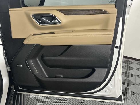 Used 2023 Chevrolet Tahoe Premier image 17