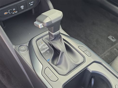 New 2025 Kia K4 LXS image 28