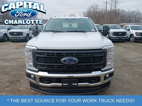 New 2026 Ford F250 XL w/ XL Chrome Package AWD/4WD image 8