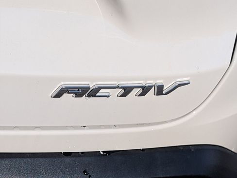 New 2026 Chevrolet Trax ACTIV w/ Driver Confidence Package FWD image 7