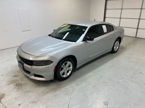 Used 2023 Dodge Charger SXT image 6