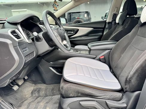 Used 2015 Nissan Murano S AWD/4WD image 16