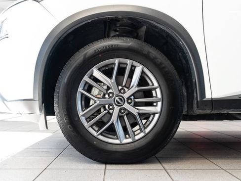 Used 2023 Nissan Rogue S AWD/4WD image 7