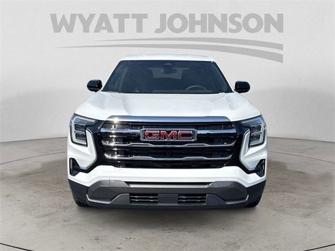 New 2026 GMC Terrain Elevation w/ LPO, Floor Liner Package image 8