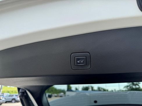 Certified 2023 Buick Encore GX Essence w/ Experience Buick Package image 13