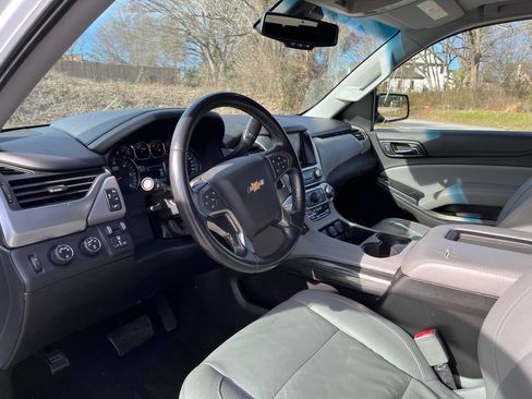Used 2016 Chevrolet Tahoe LT AWD/4WD image 29