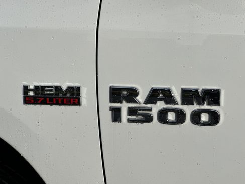 Used 2016 RAM 1500 Express AWD/4WD image 30
