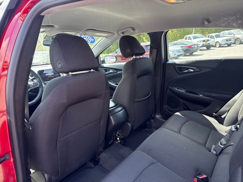 Used 2024 Chevrolet Malibu RS image 36