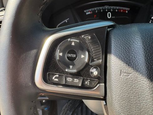 Used 2017 Honda CR-V Touring image 3