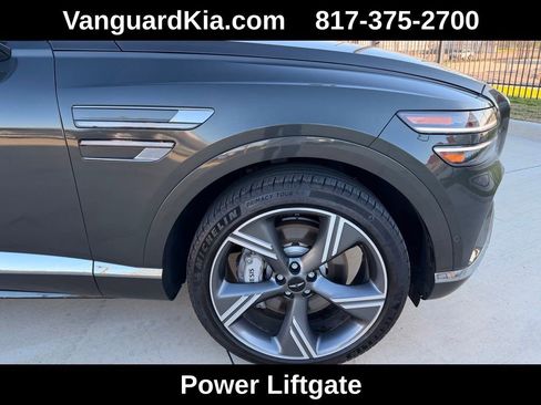 Used 2025 Genesis GV80 3.5T Prestige image 11