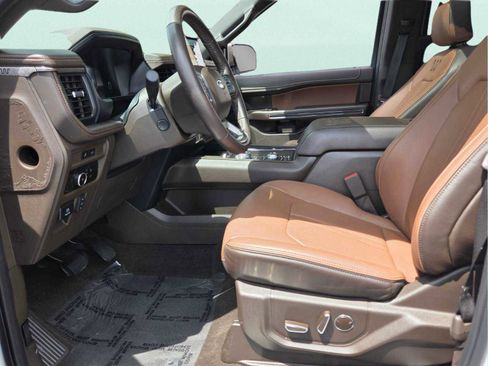 Used 2023 Ford Expedition King Ranch AWD/4WD image 7