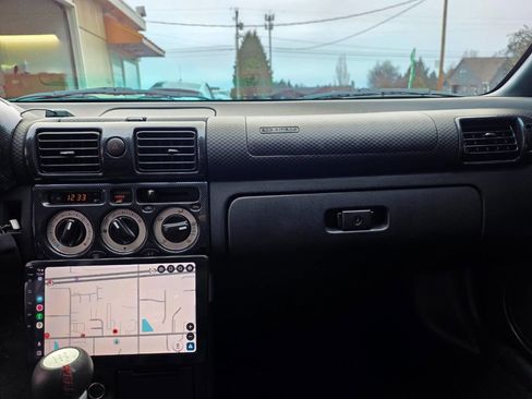 Used 2000 Toyota MR2 image 12