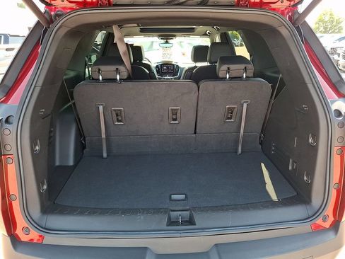 Used 2023 Chevrolet Traverse RS AWD/4WD image 30