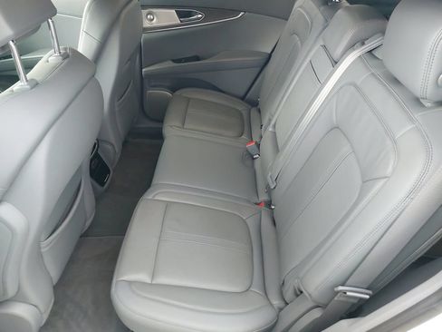Used 2020 Lincoln Nautilus Reserve w/ Equipment Group 202A AWD/4WD image 35