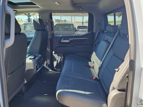 New 2026 GMC Sierra 1500 SLT w/ SLT Premium Plus Package image 43