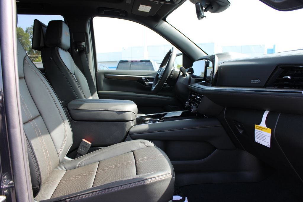 New 2026 Chevrolet Tahoe High Country AWD/4WD image 34