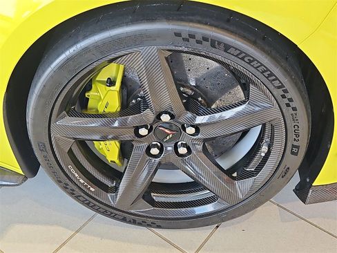 Certified 2023 Chevrolet Corvette Z06 w/ Z07 Performance Package image 10