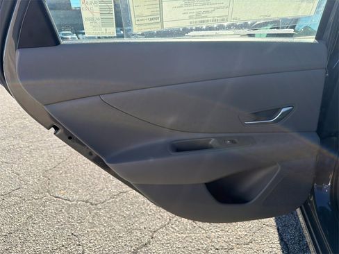 New 2026 Hyundai Elantra SE image 21