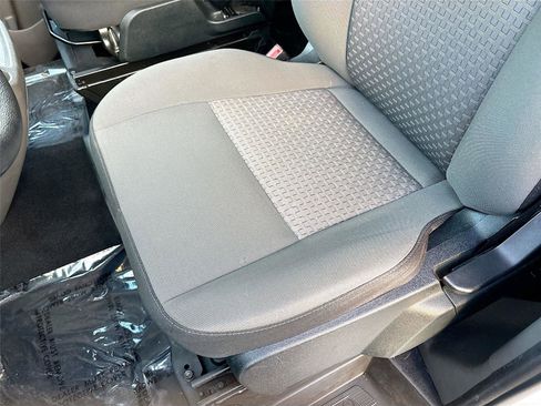 Used 2023 Ford Transit 350 XLT image 22