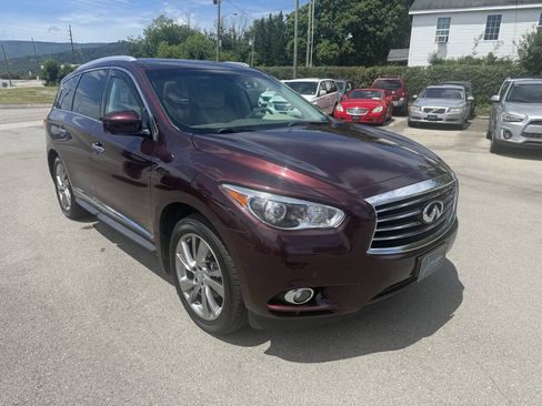 Used 2013 INFINITI JX35 AWD w/ Premium Pkg image 4