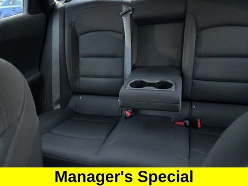 Used 2024 Chevrolet Malibu LT image 30