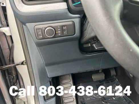 Used 2022 Ford Maverick XLT FWD image 22