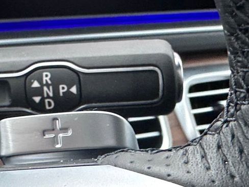 Certified 2026 Mercedes-Benz GLS 450 4MATIC image 21