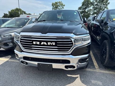 Used 2019 RAM 1500 Limited AWD/4WD image 2