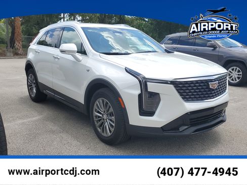 Used 2024 Cadillac XT4 Premium Luxury w/ Cold Weather Package FWD image 1