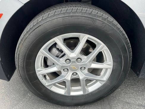 Certified 2024 Chevrolet Equinox LS AWD/4WD image 32
