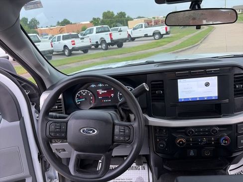 Used 2024 Ford F250 XL w/ XL Driver Assist Package AWD/4WD image 22