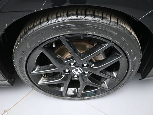 Used 2022 Honda Civic Sport image 13
