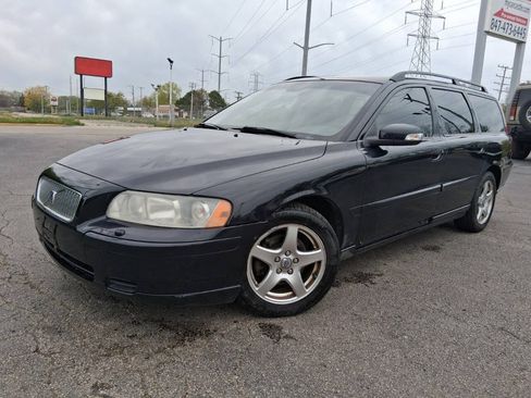 Used 2007 Volvo V70 2.4 FWD image 1
