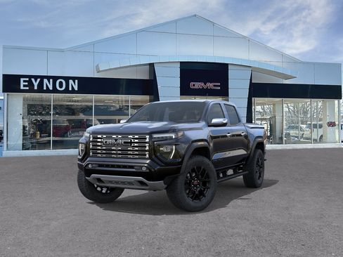 New 2026 GMC Canyon Denali w/ LPO, Denali Black Edition AWD/4WD image 8