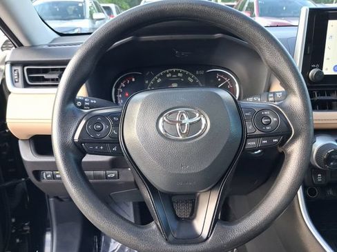 Used 2025 Toyota RAV4 XLE w/ Convenience Package FWD image 16