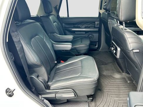 Used 2019 Ford Expedition Platinum AWD/4WD image 38