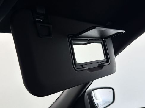 Used 2025 Ford Escape ST-Line FWD image 30