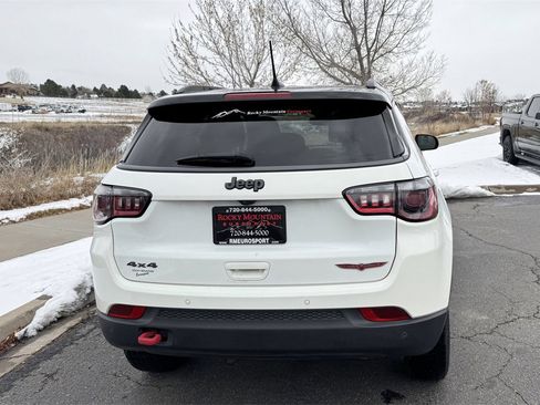 Used 2021 Jeep Compass Trailhawk image 7