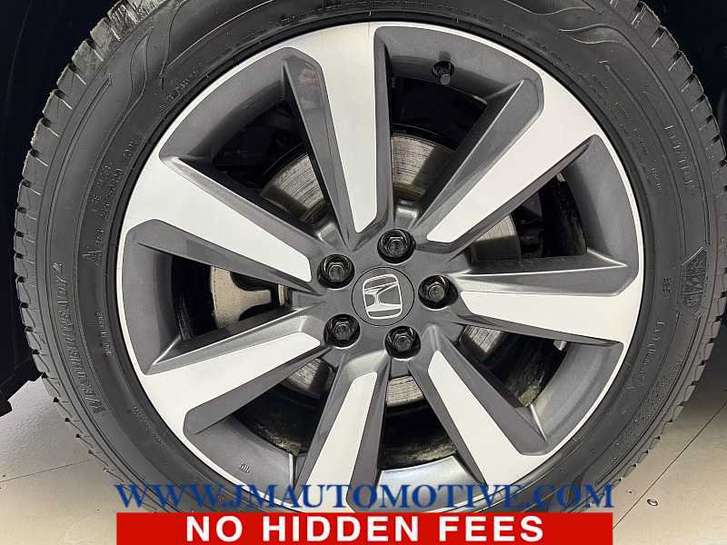 Used 2023 Honda Pilot Elite image 9