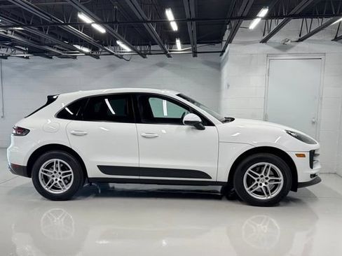 Used 2019 Porsche Macan AWD/4WD image 6