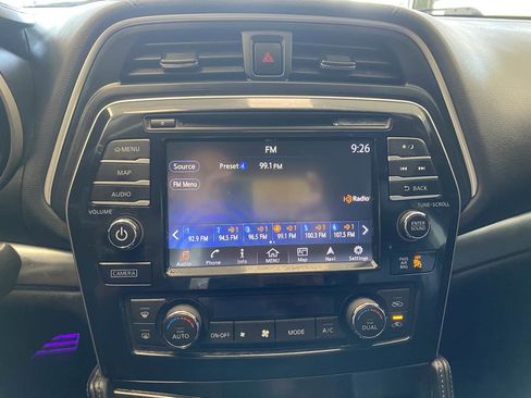 Used 2017 Nissan Maxima SR w/ Midnight Edition image 17