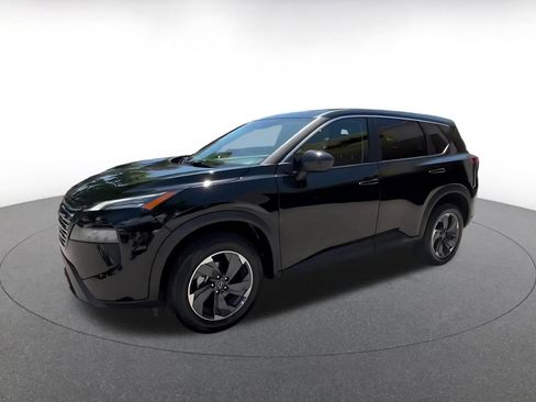 Used 2025 Nissan Rogue SV FWD image 8
