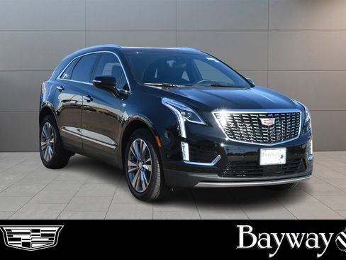 New 2025 Cadillac XT5 Premium Luxury w/ Technology Package image 3
