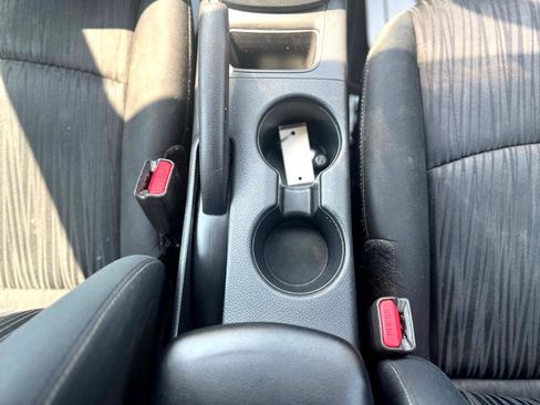 Used 2018 Nissan Sentra SV w/ Premium Package (P01) image 36