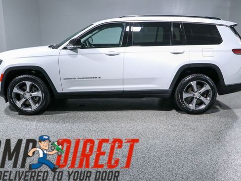 Used 2023 Jeep Grand Cherokee L Limited w/ Luxury Tech Group II AWD/4WD image 10