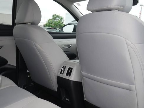 Used 2025 Hyundai Tucson SEL FWD image 24