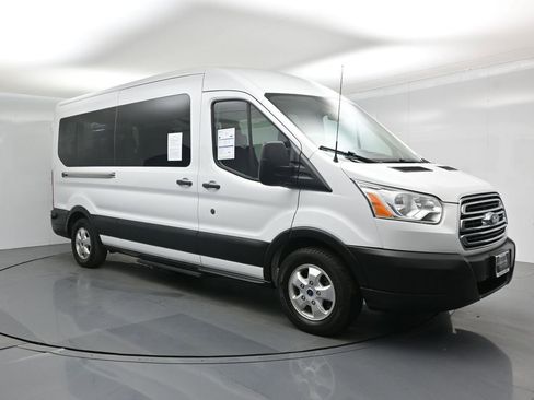 Certified 2019 Ford Transit 350 XLT image 21