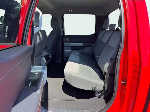 Used 2024 Ford F250 XLT w/ XLT Premium Package AWD/4WD image 13
