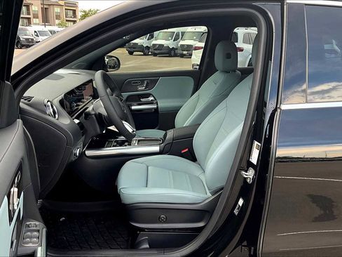 New 2026 Mercedes-Benz GLA 250 image 9